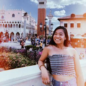 Meet your Posher, Alexis